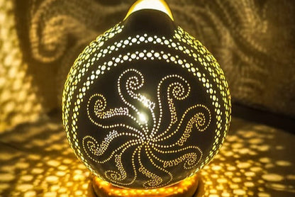Ornaments (weiß), Tischlampe
