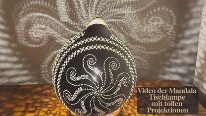 Ornaments (weiß), Tischlampe